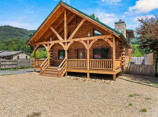 3550 Soco Rd, Maggie Valley, NC 28751