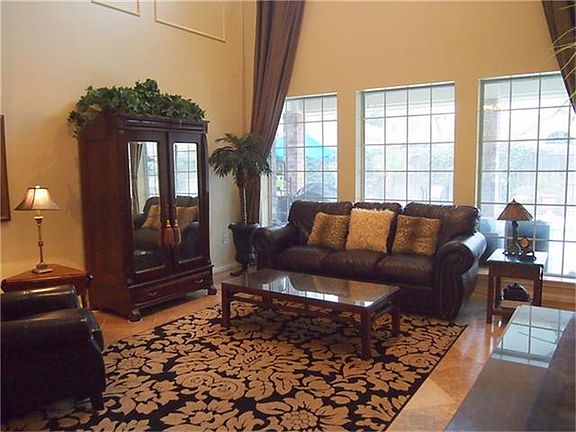 5th image of 2218 Spanish Forest Ln