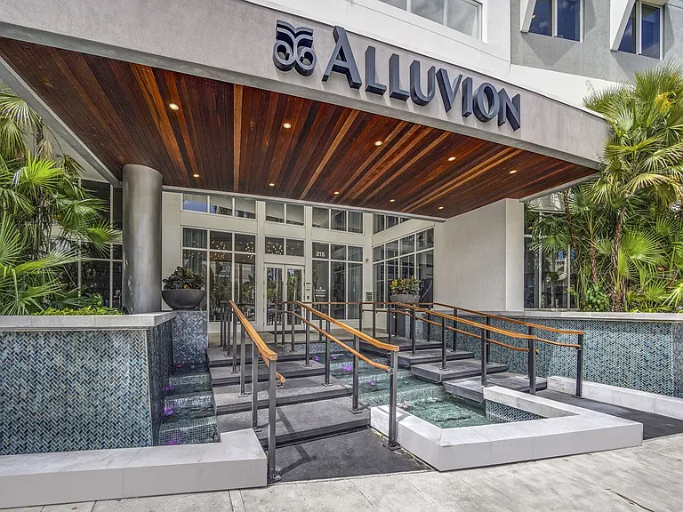 ALLUVION LAS OLAS — Photo 52