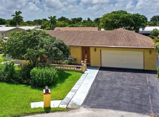7100 NW 93rd Ave, Tamarac, FL 33321