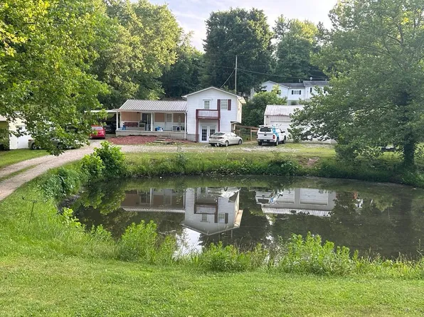 1363 Antioch Rd, Oak Hill, OH 45656