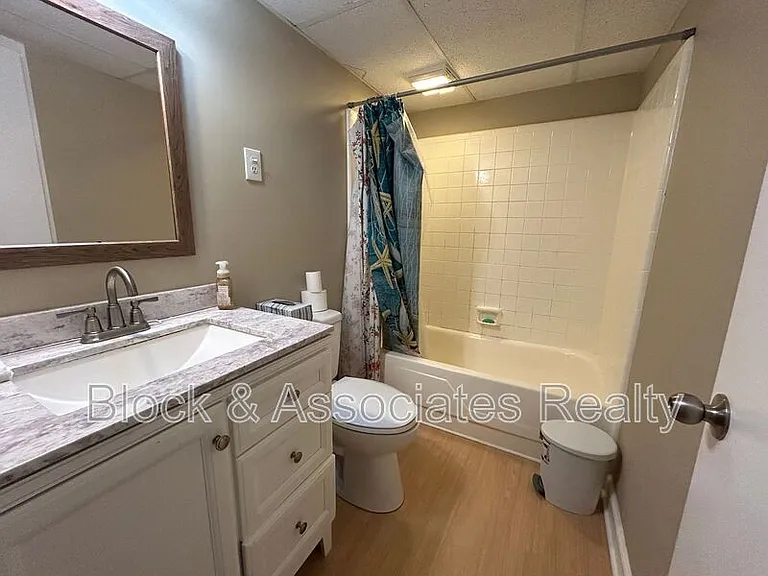 3830 D Country Club Rd — Photo 6