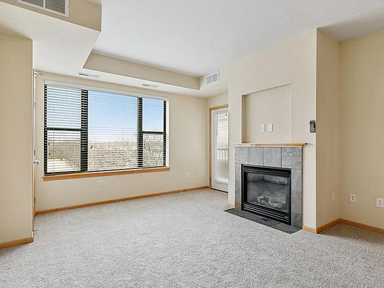 1155 Ford Rd — Photo 30