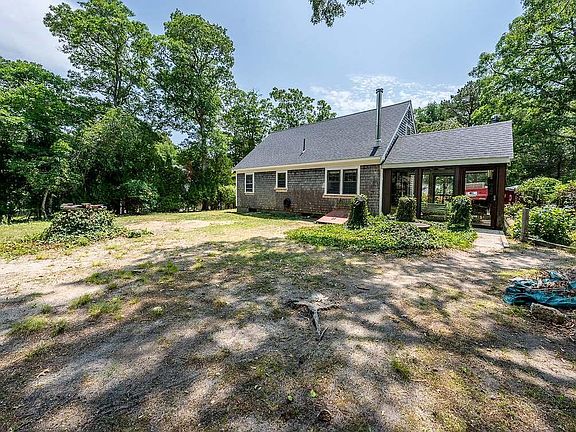 5th image of 26 Adrena Avenue