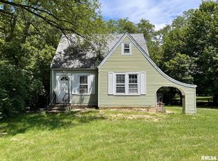 1319 Springfield Rd, East Peoria, IL 61611