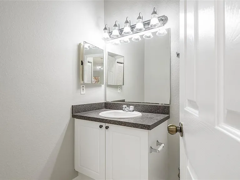 2262 Chianti Pl #5-0526 — Photo 18