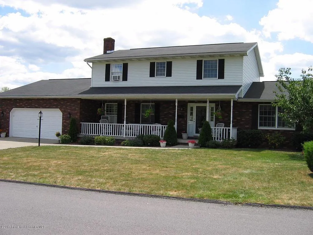 297 West St photo 1