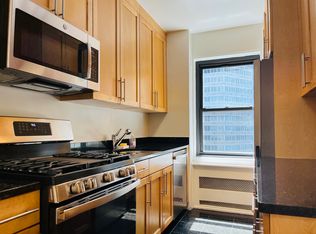 412 E 55th St APT 9H, New York, NY 10022