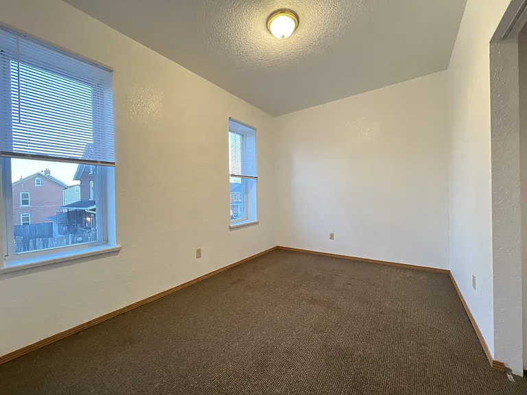264 E 14th St #1/2 — Photo 6