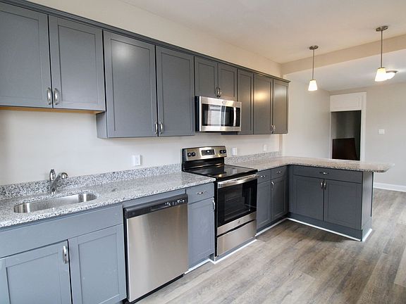 2nd image of 224 Reily St APT 2