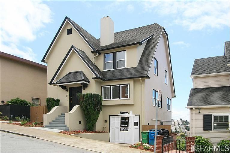 1st image of 213-215 Kenwood Way