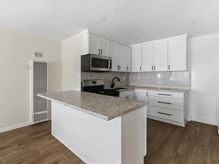 4115 Crest Dr #4115 — Photo 3