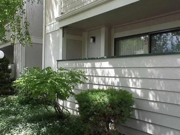 2624 Sunny Slope Dr APT 10, Sparks, NV 89434