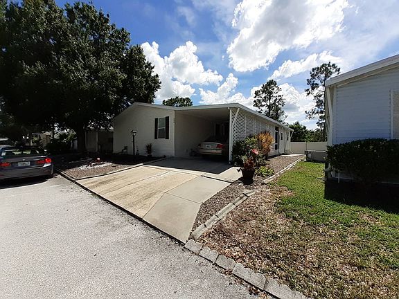 2nd image of 716 Choo Choo Ln