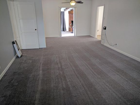 4th image of 10833 Floral Dr