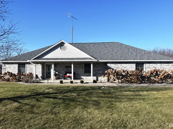 4708 N Springwater Dr, Frankfort, IN 46041
