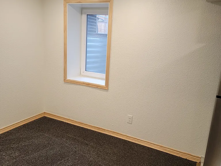 1409 E 22nd Ave #1B — Photo 4