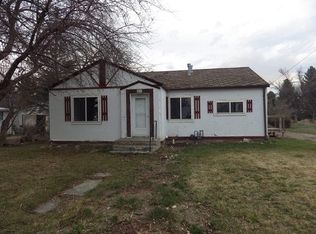 411 E Broadway Ave, Bridger, MT 59014