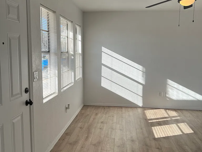 613 S 6th St #613 — Photo 6