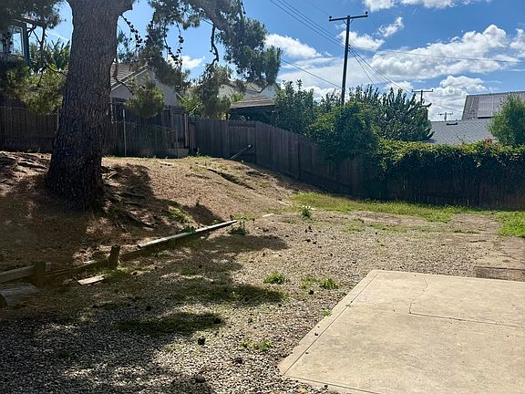 5th image of 1352 Elsinor St