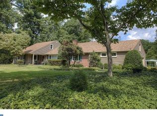 32 Jonathan Way, Washington Crossing, PA 18977