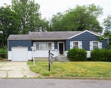 26 Morton St, Brentwood, NY, 11717