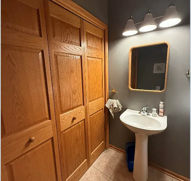 4363 Memorial Cir — Photo 21