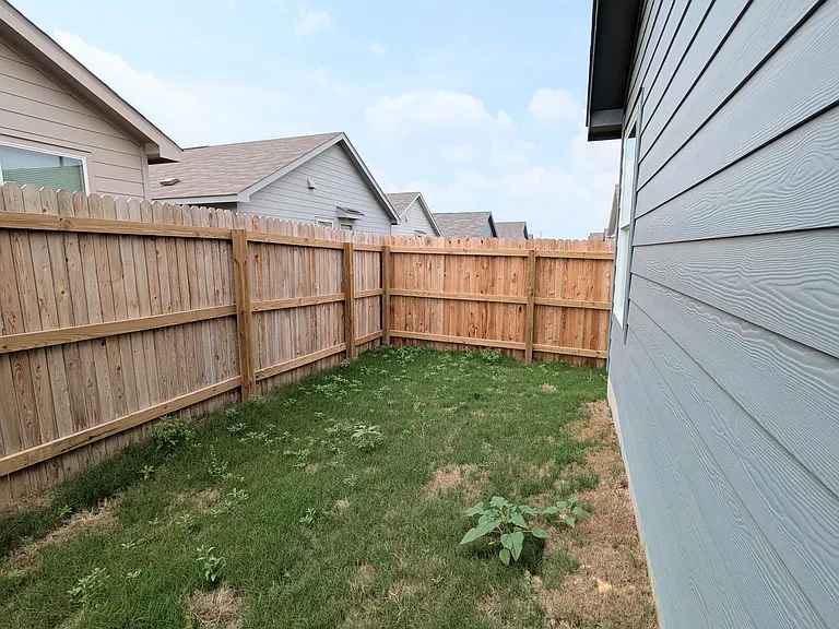 2448 Lost Creek Rd — Photo 22