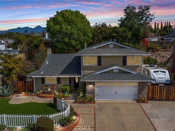 25118 De Salle St, Laguna Hills, CA 92653