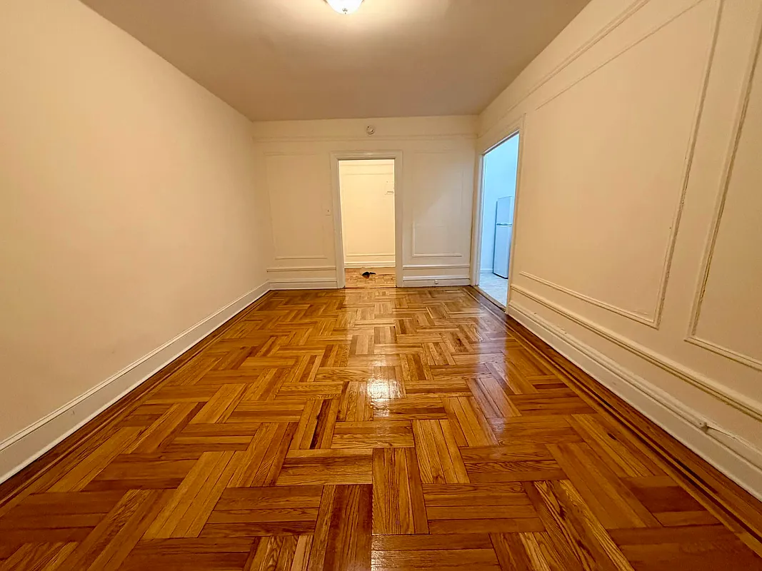 89-15 Parsons Boulevard 14