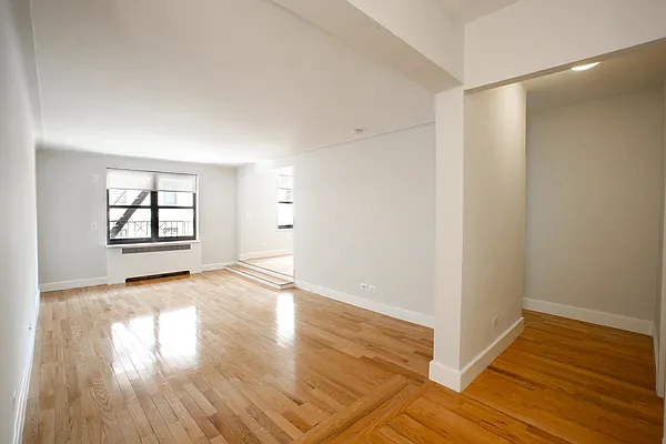 Rented by Stonehenge NYC LLC | media 2