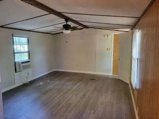 119 Tecora Ct — Photo 2