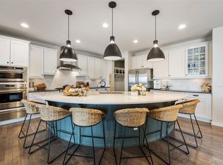 10614 Skydance Dr, Highlands Ranch, CO 80126