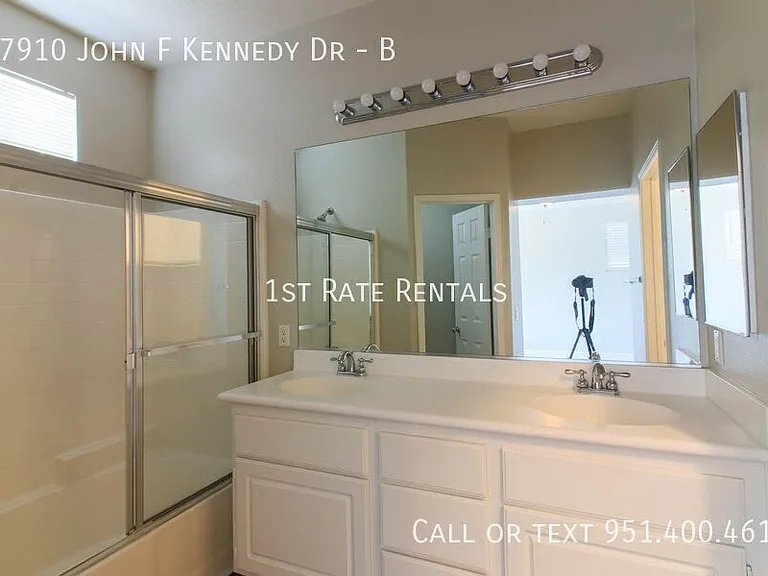 27910 John F Kennedy Dr #B — Photo 9