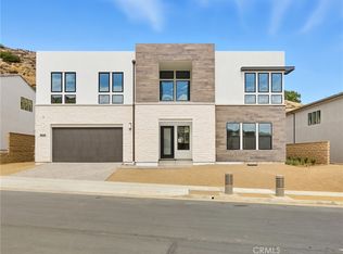 9539 N Andora Ave, Chatsworth, CA 91311
