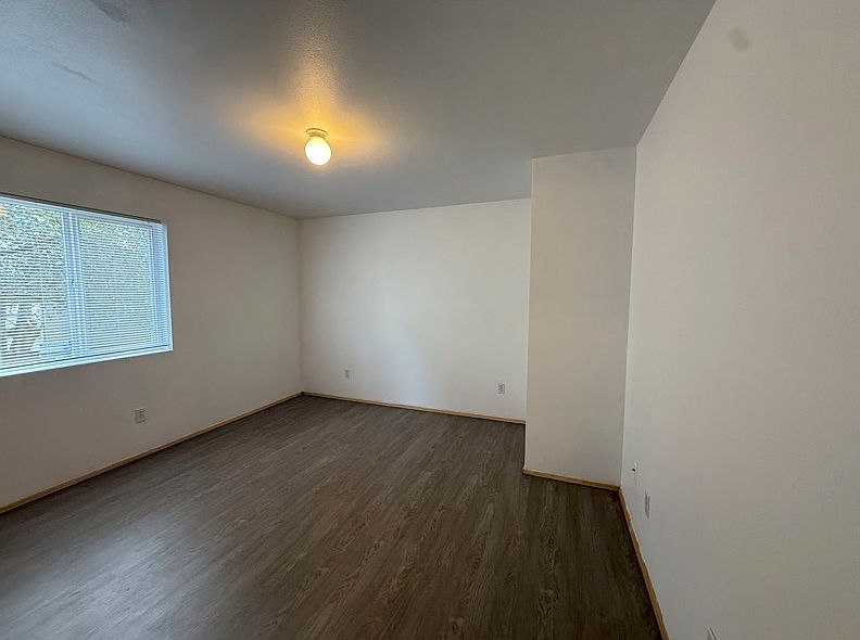 1st image of 11211 Woodinville Dr APT 2