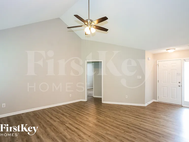 109 W Bank Dr — Photo 6