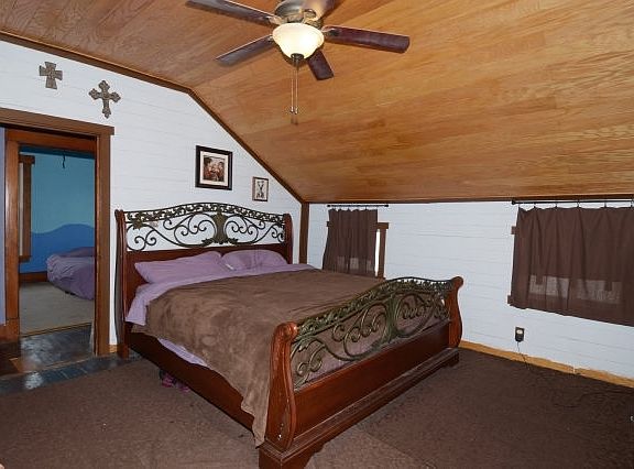 2nd image of 402 Almeron St