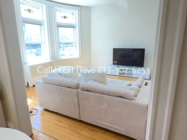 1822 Beacon St #1 — Photo 23