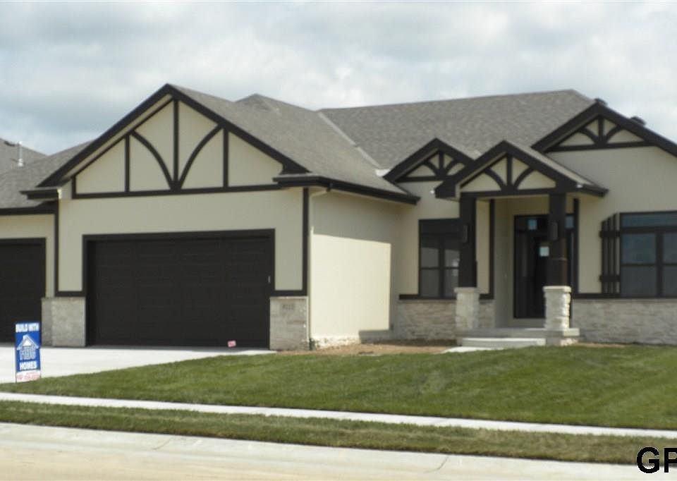 1st image of 8115 S 192nd Ave