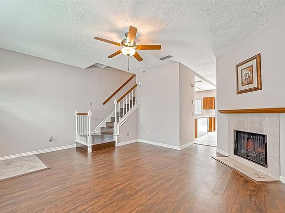 4th image of 2910 Grants Lake Blvd