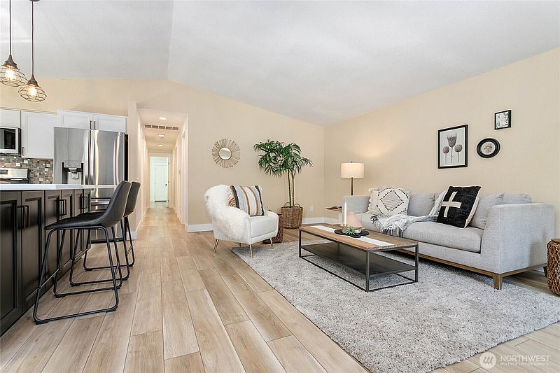 5th image of 2505 Cherry Street