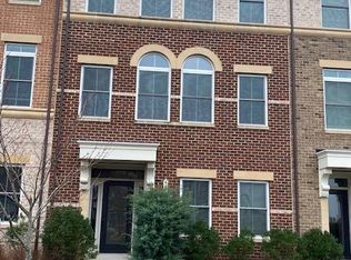 44697 Plympton Sq, Ashburn, VA 20147