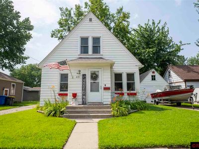 215 Lake St, North Mankato, MN, 56003