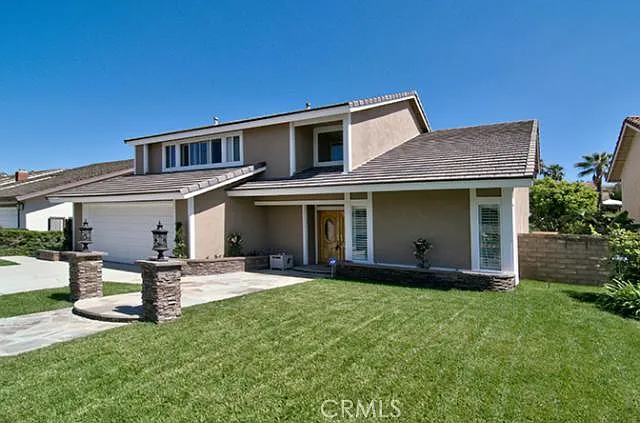 4 bed, 2.5 bath, 2461 sqft, $6,000 — Photo 3