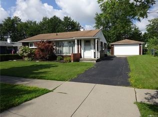222 Avon Rd, Tonawanda, NY 14150