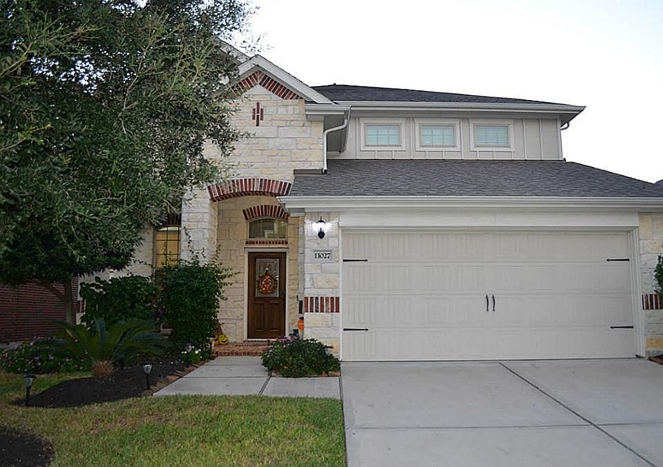 1st image of 11027 Heartland Grove Dr