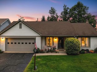 12433 Brompton Rd, Carmel, IN 46033