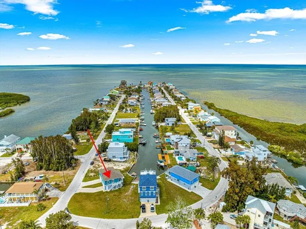 6771 Seaview Blvd, Hudson, FL 34667