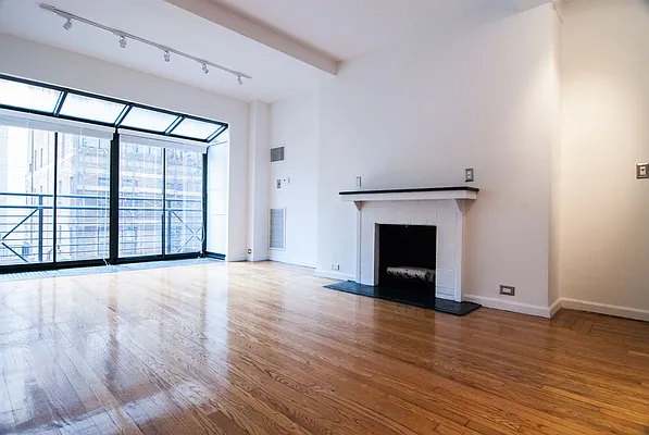 Rented by WAM Partners - William Moses Co. | media 75